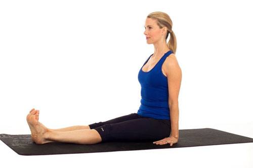 Dandasana (نشستن صحیح و اصولی) – داند آسانا